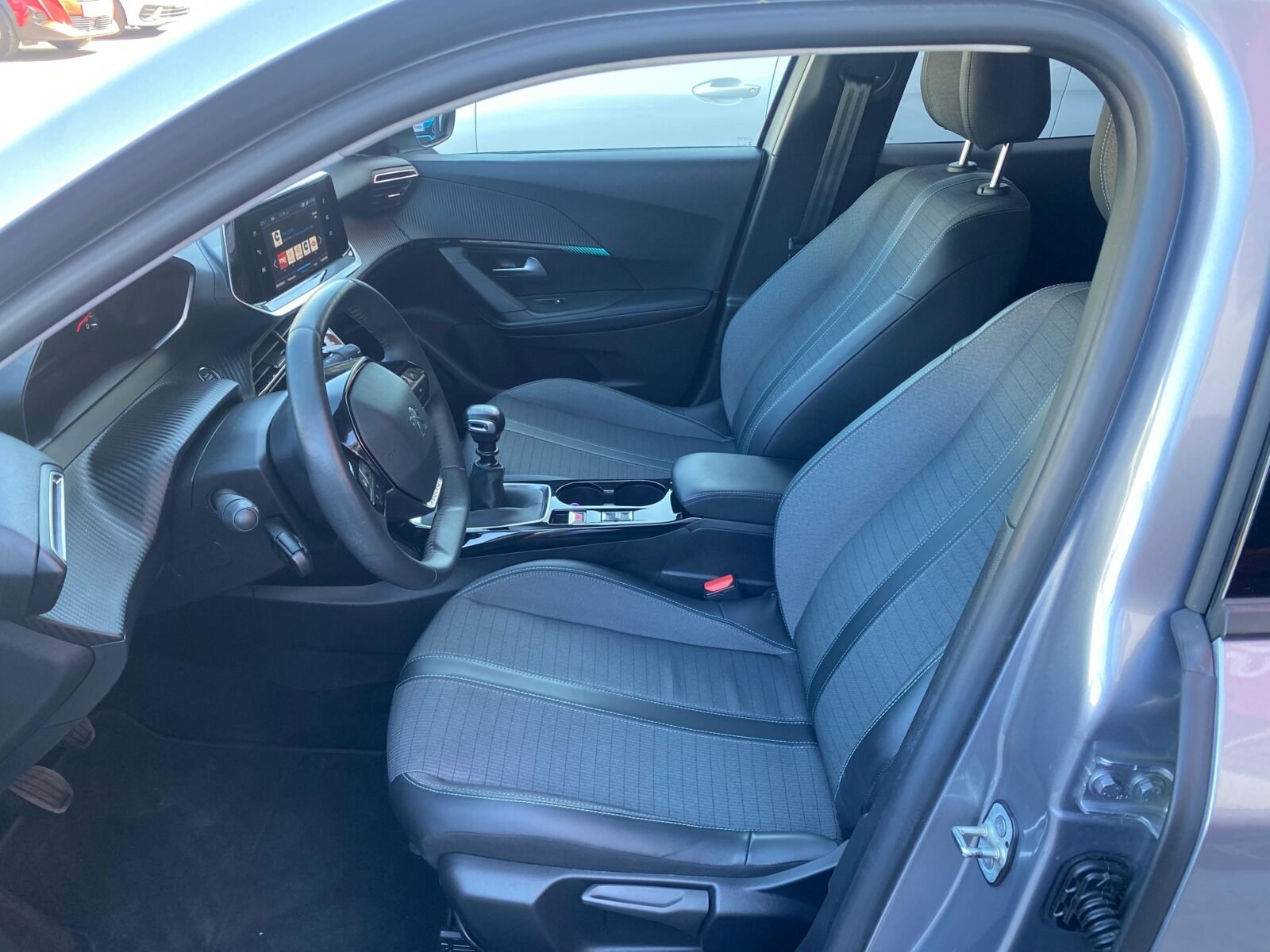 PEUGEOT 2008 Allure BlueHDI 81kW 110CV