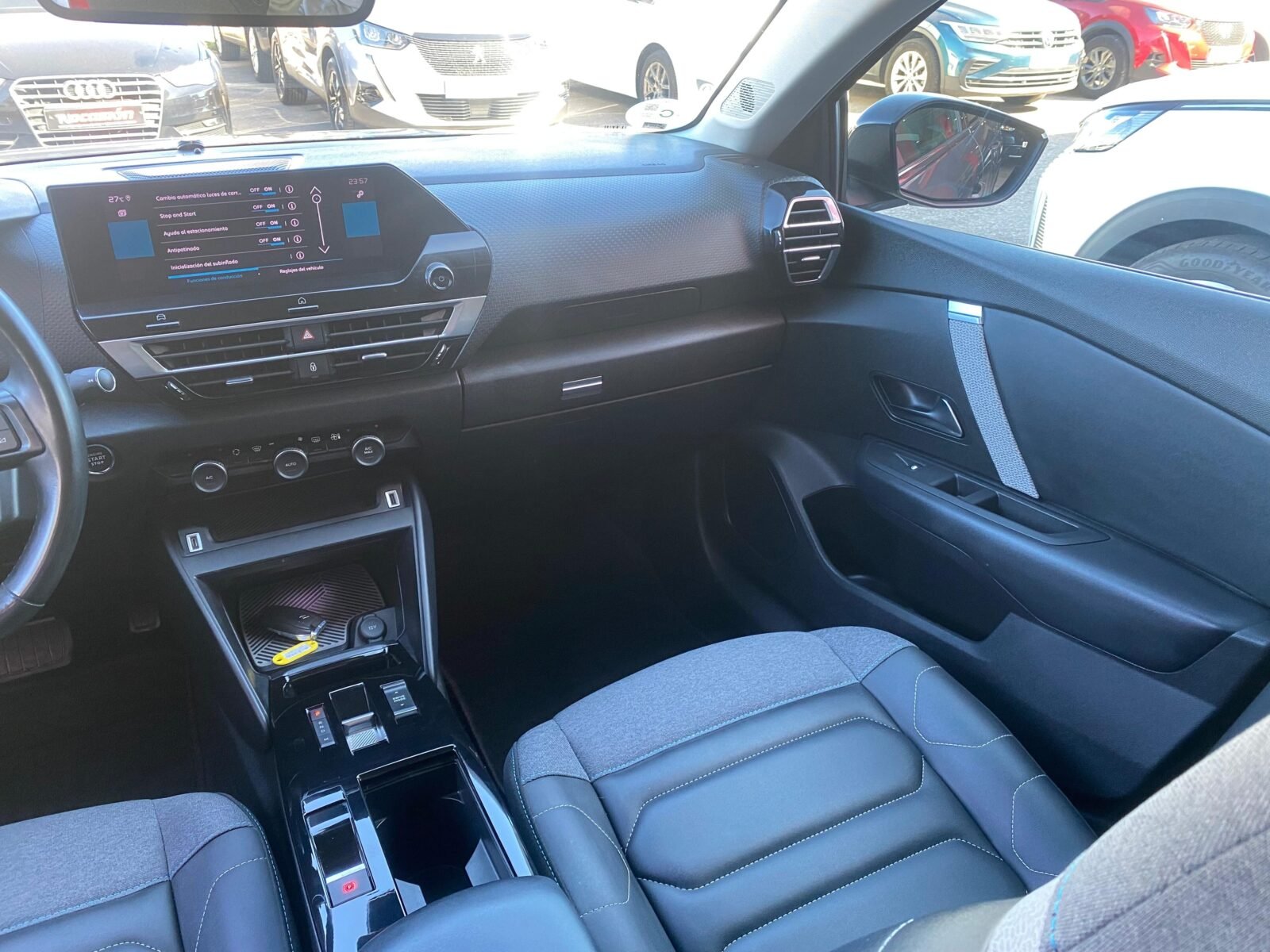 CITROEN c4 BlueHdi 130 SS EAT8 Shine