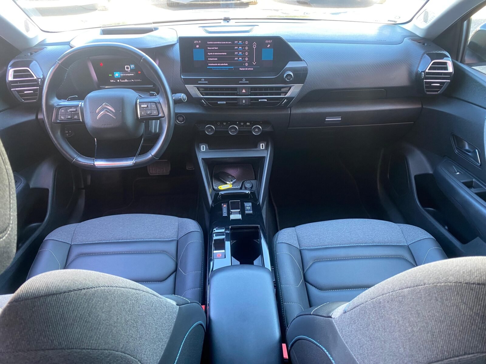 CITROEN c4 BlueHdi 130 SS EAT8 Shine