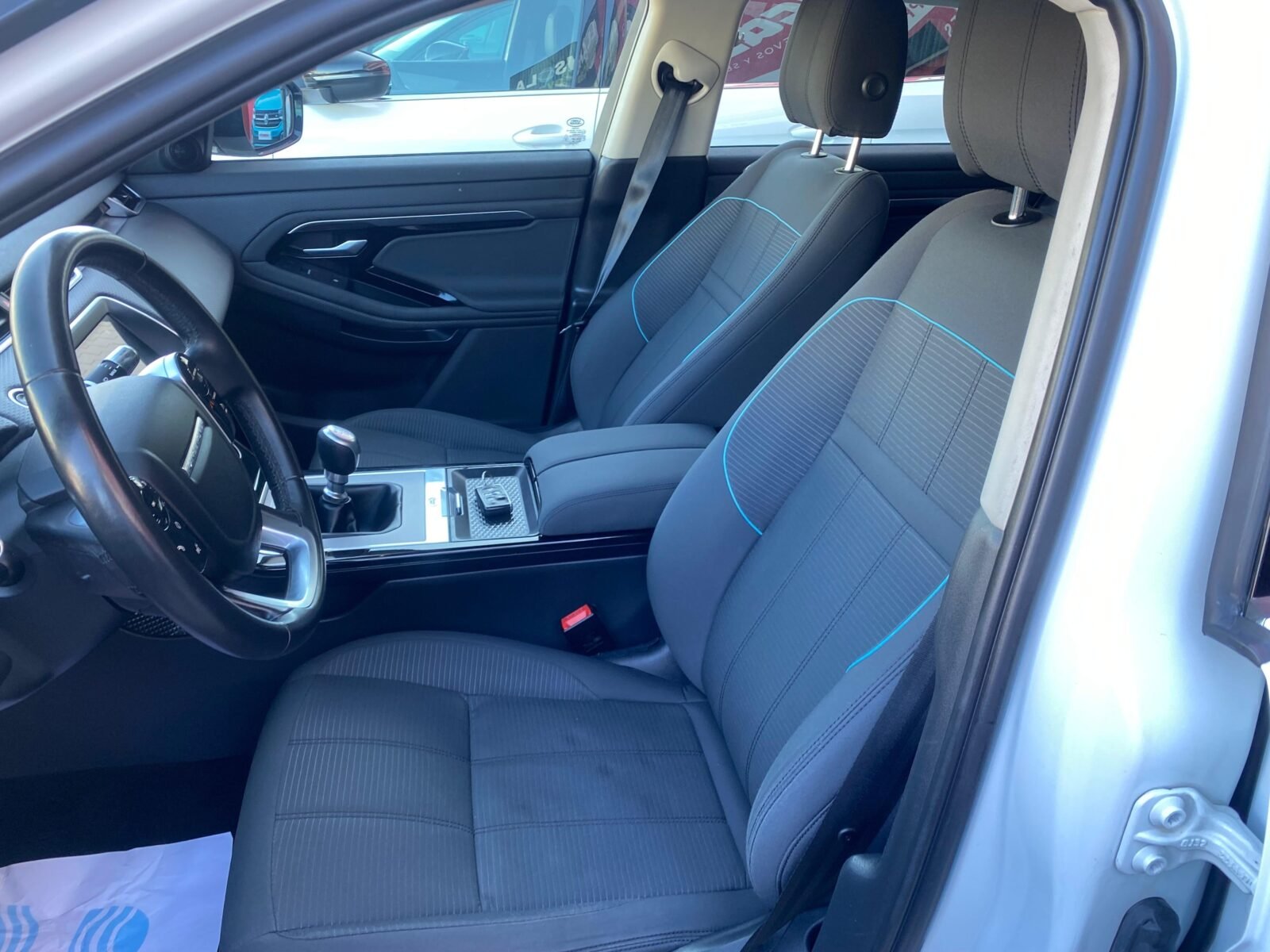 LAND-ROVER Range Rover Evoque 2.0 D150 FWD