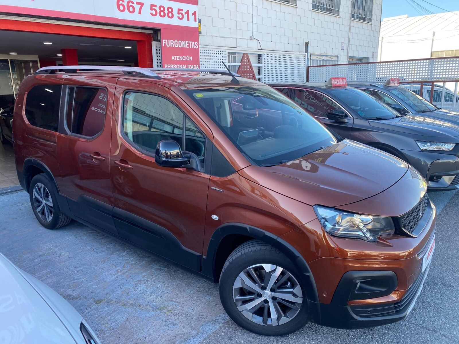 PEUGEOT RIFTER GT Line Long BlueHDi 96kW