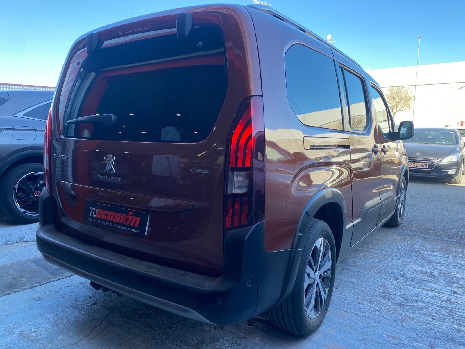 PEUGEOT RIFTER GT Line Long BlueHDi 96kW
