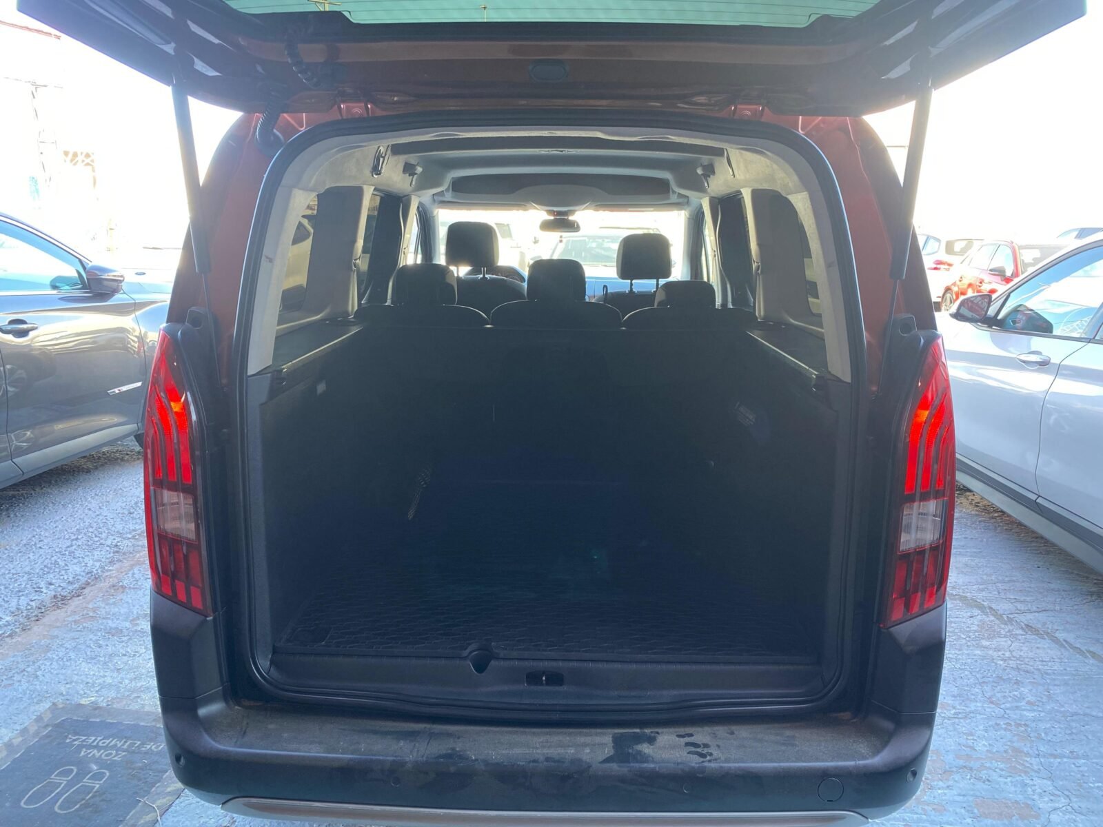 PEUGEOT RIFTER GT Line Long BlueHDi 96kW