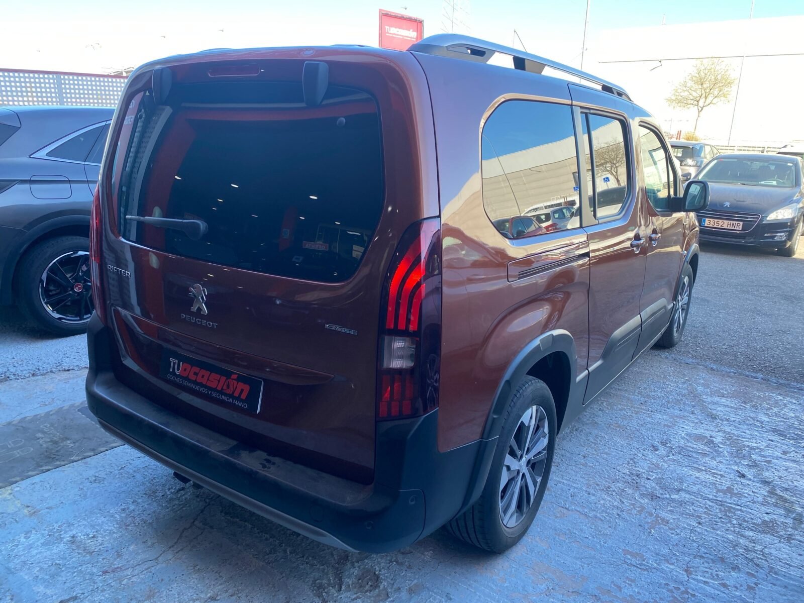 PEUGEOT RIFTER GT Line Long BlueHDi 96kW