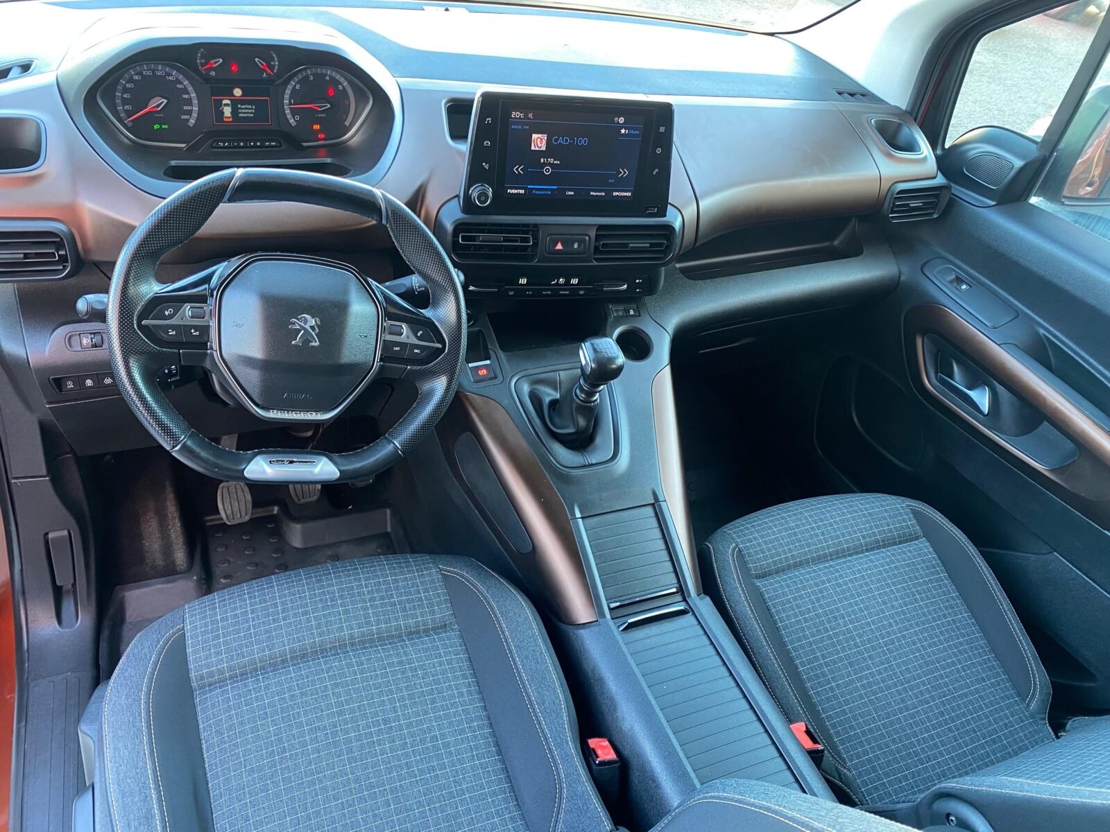 PEUGEOT RIFTER GT Line Long BlueHDi 96kW