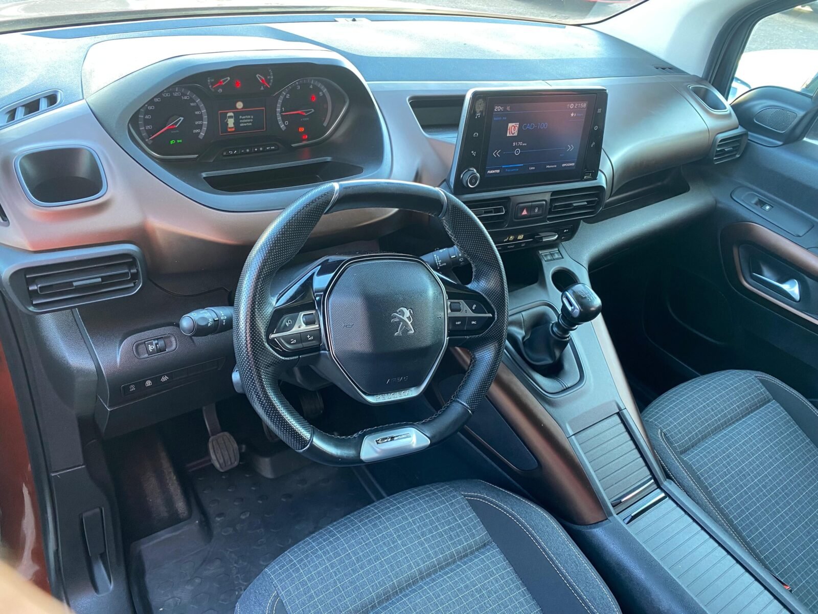 PEUGEOT RIFTER GT Line Long BlueHDi 96kW