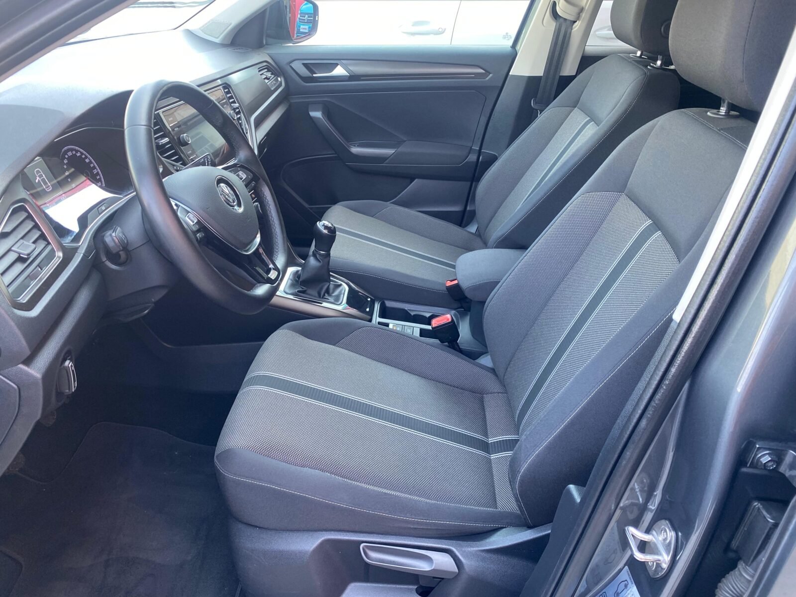 VOLKSWAGEN T-Roc Advance 2.0 TDI 110kW 150CV