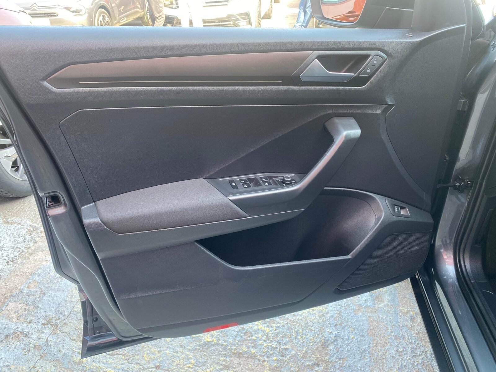 VOLKSWAGEN T-Roc Advance 2.0 TDI 110kW 150CV