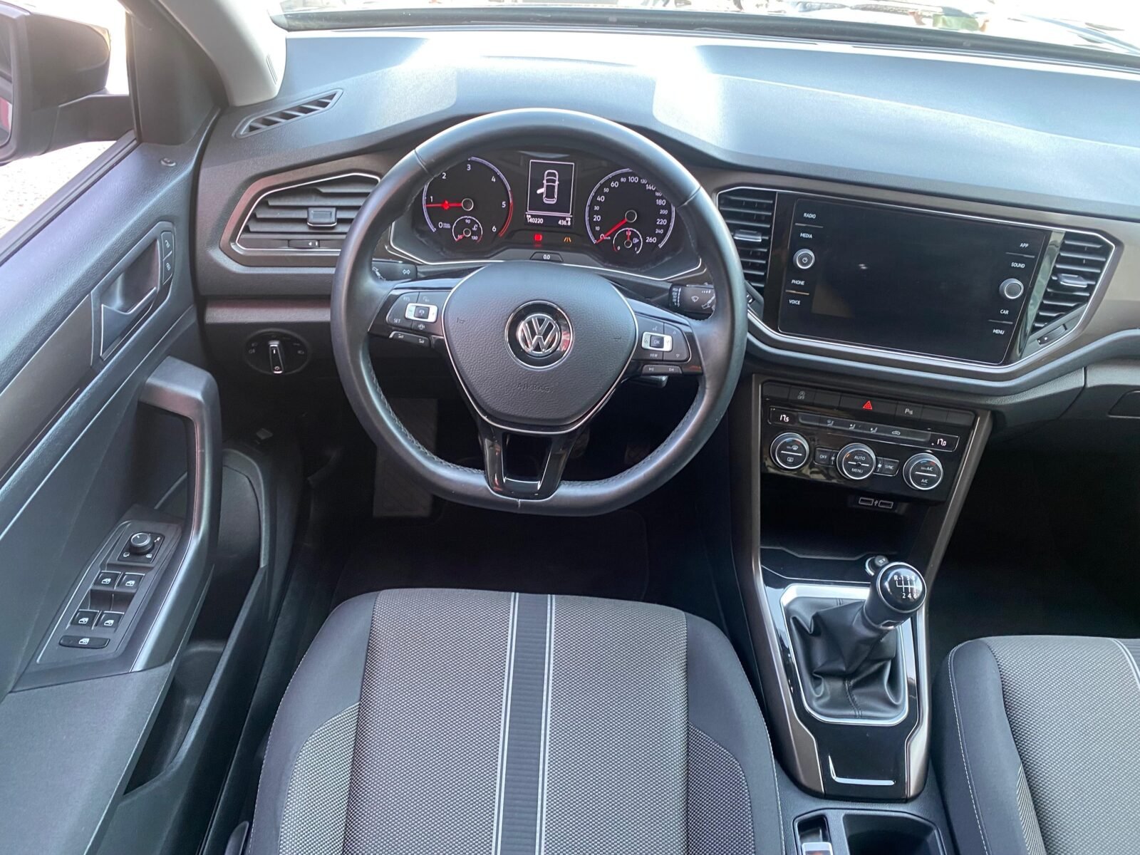 VOLKSWAGEN T-Roc Advance 2.0 TDI 110kW 150CV