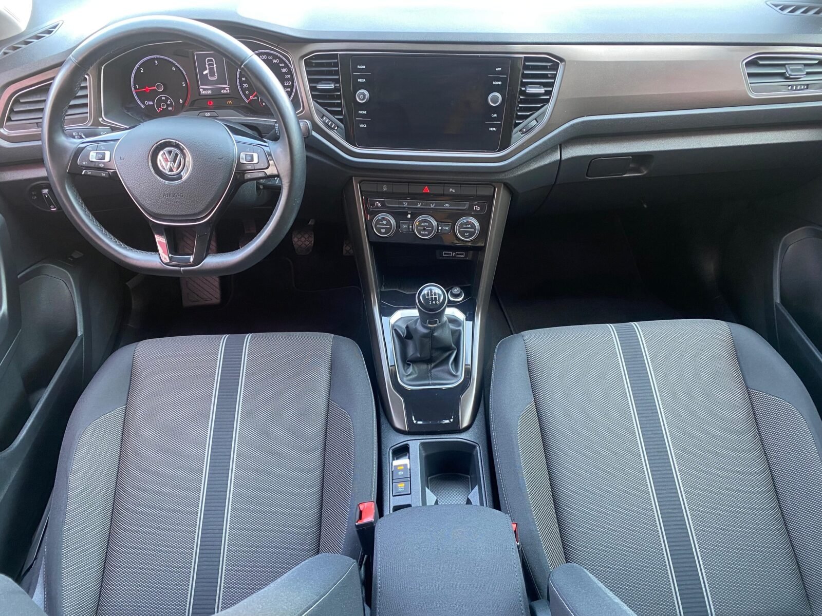 VOLKSWAGEN T-Roc Advance 2.0 TDI 110kW 150CV