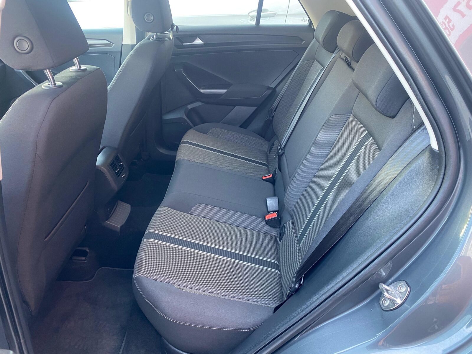 VOLKSWAGEN T-Roc Advance 2.0 TDI 110kW 150CV