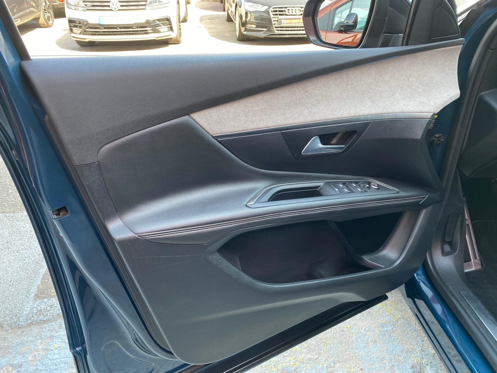 PEUGEOT 3008 1.5 BlueHDi 96kW SS GT EAT8