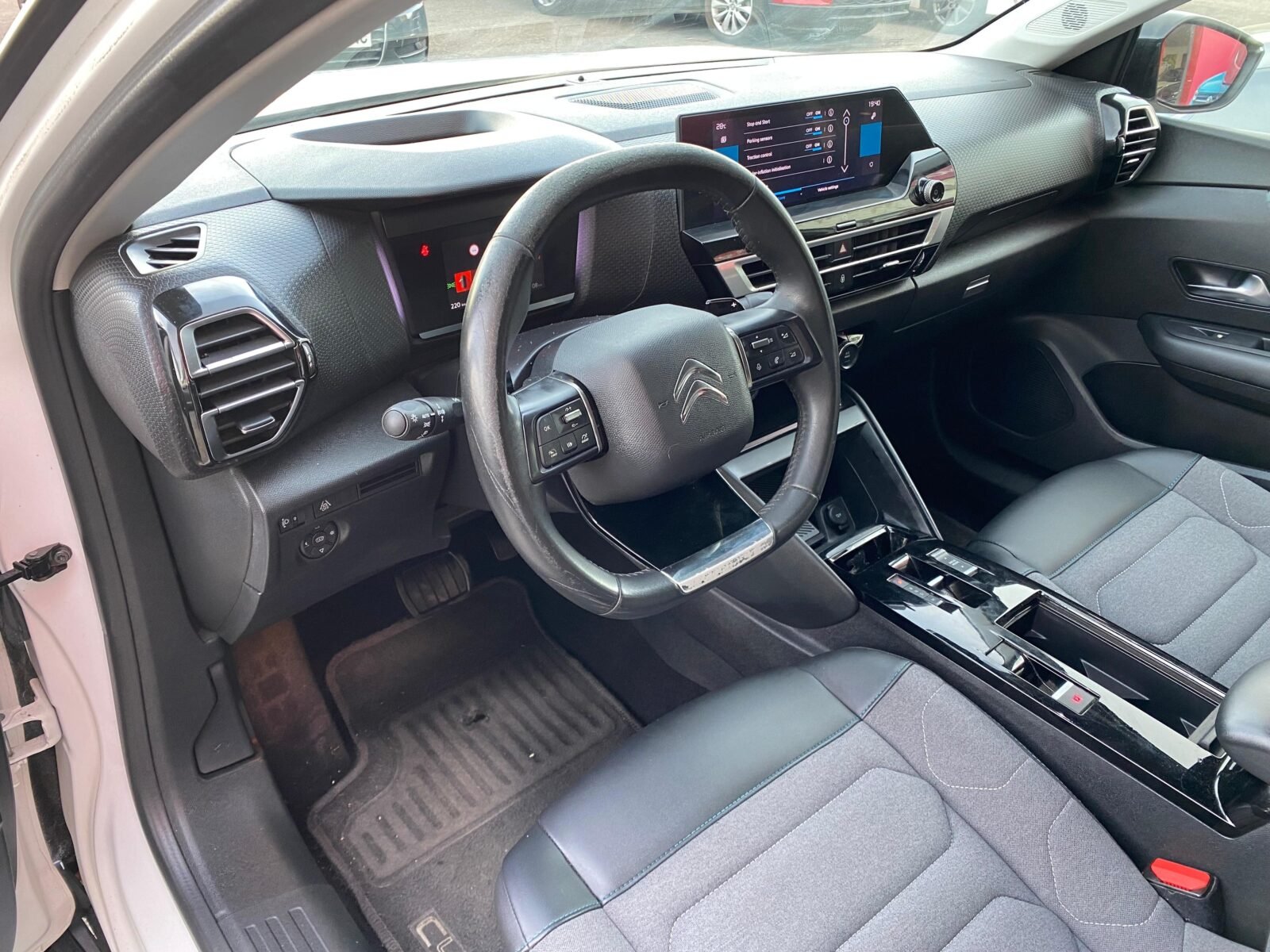CITROEN c4 BlueHdi 130 SS EAT8 Shine