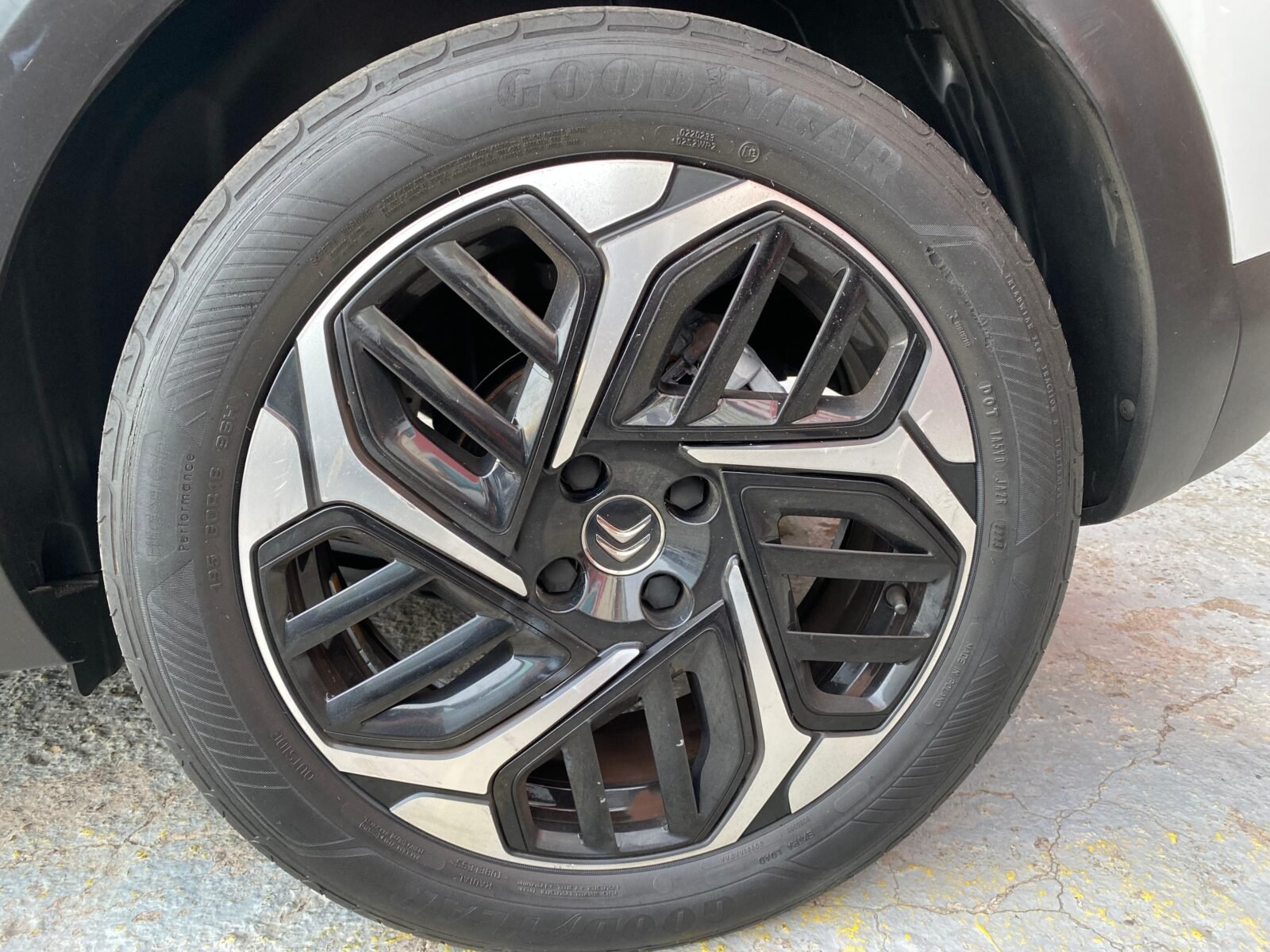 CITROEN c4 BlueHdi 130 SS EAT8 Shine