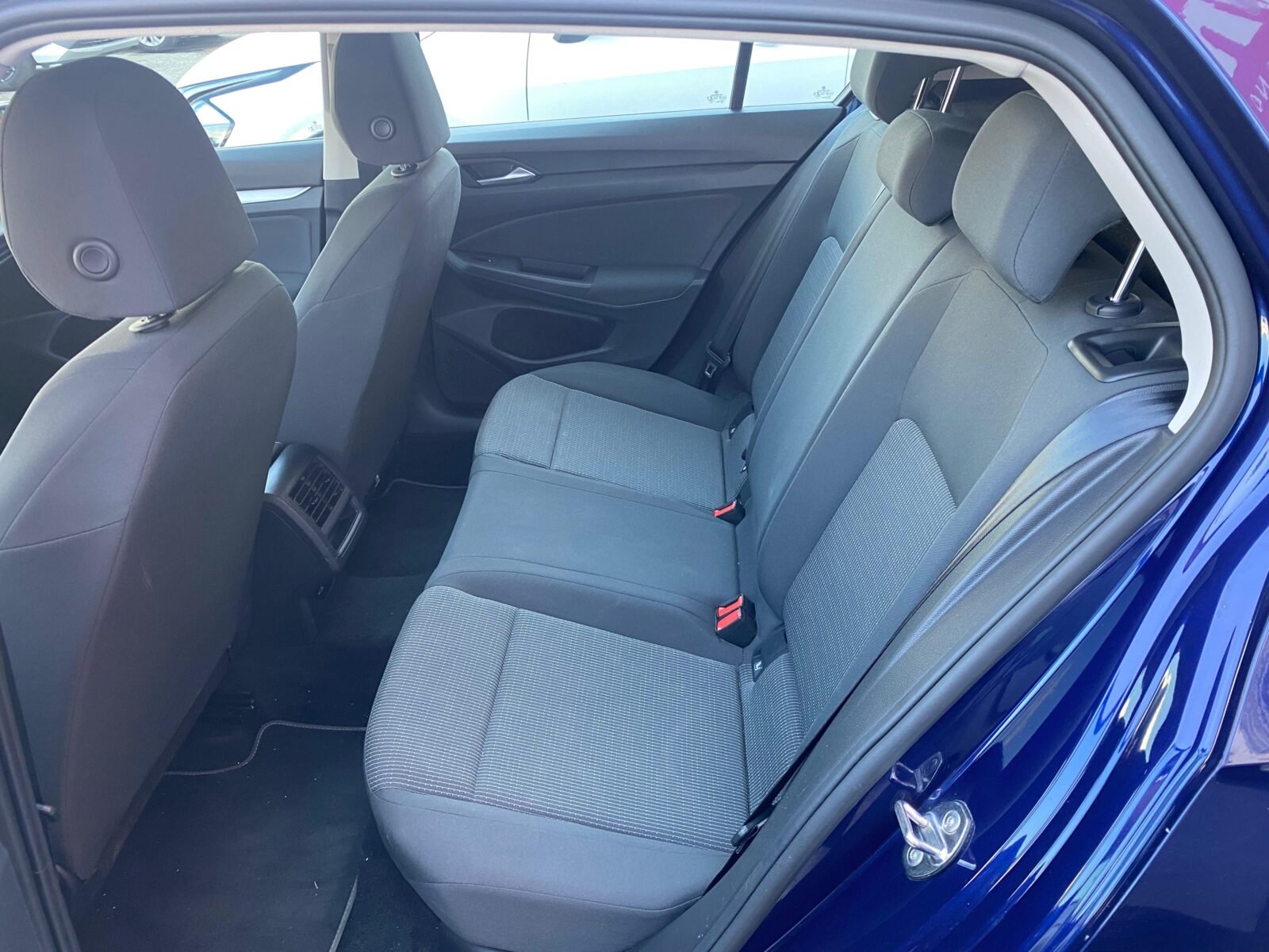 VOLKSWAGEN GOLF Life 2.0 TDI 85kW 115CV
