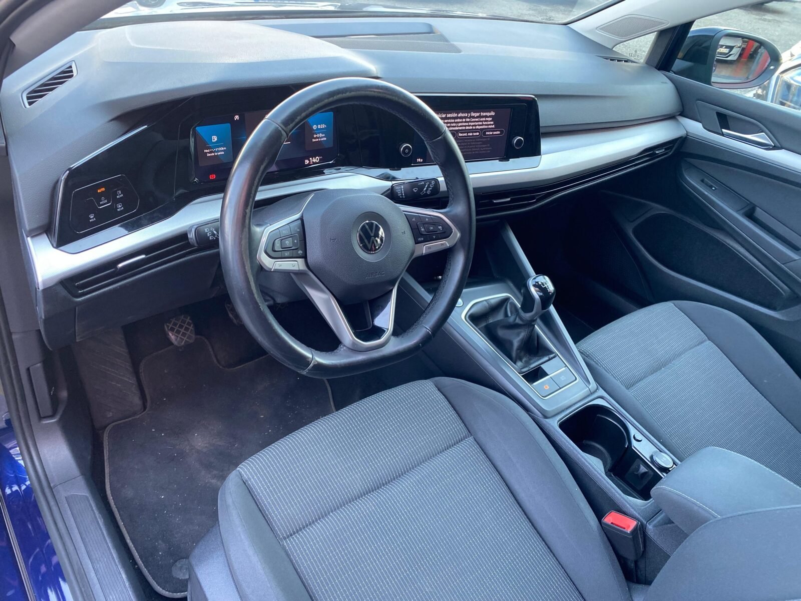 VOLKSWAGEN GOLF Life 2.0 TDI 85kW 115CV