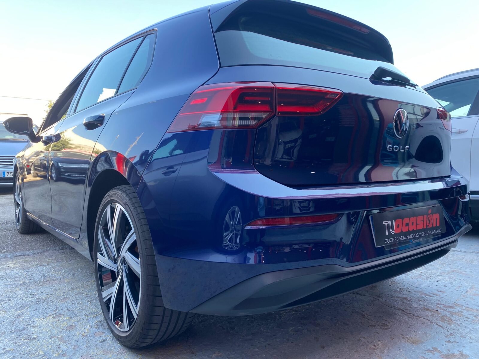 VOLKSWAGEN GOLF Life 2.0 TDI 85kW 115CV