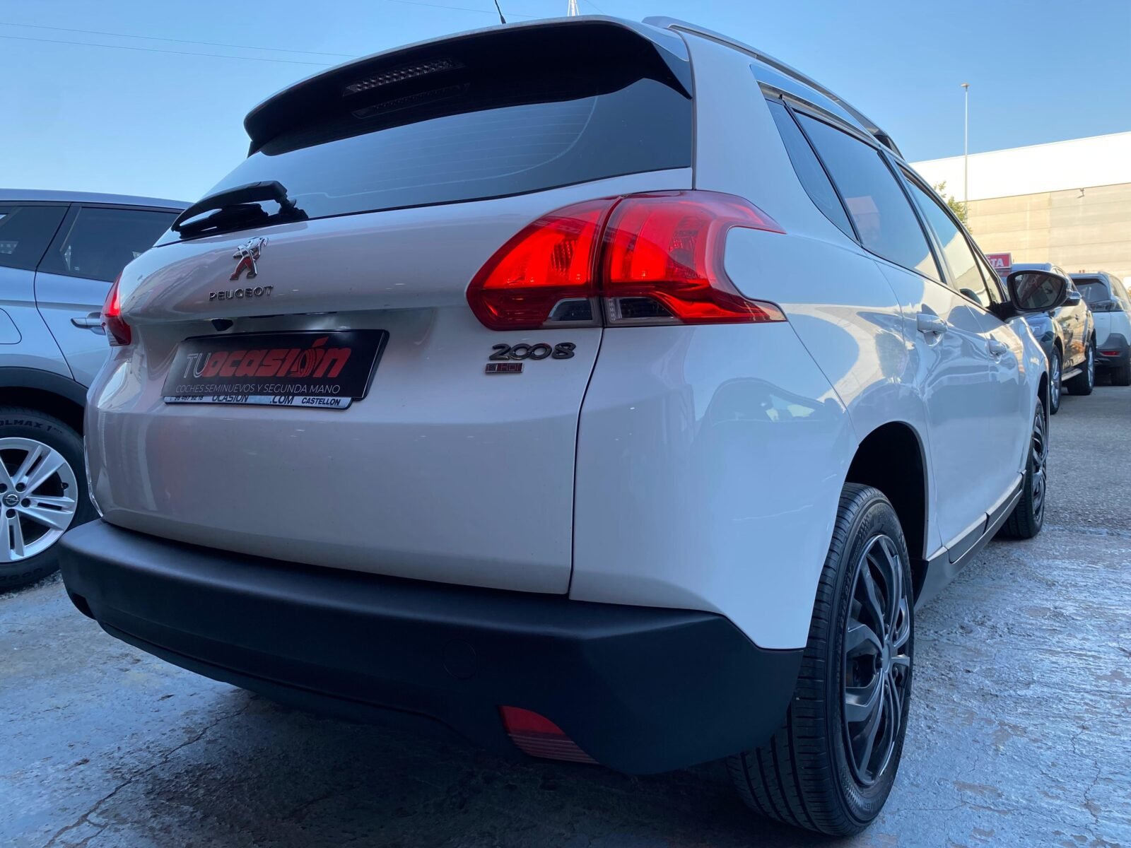 PEUGEOT 2008 Active 1.6 eHDi 92
