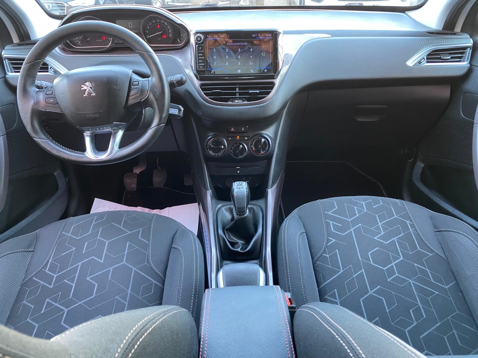 PEUGEOT 2008 Active 1.6 eHDi 92