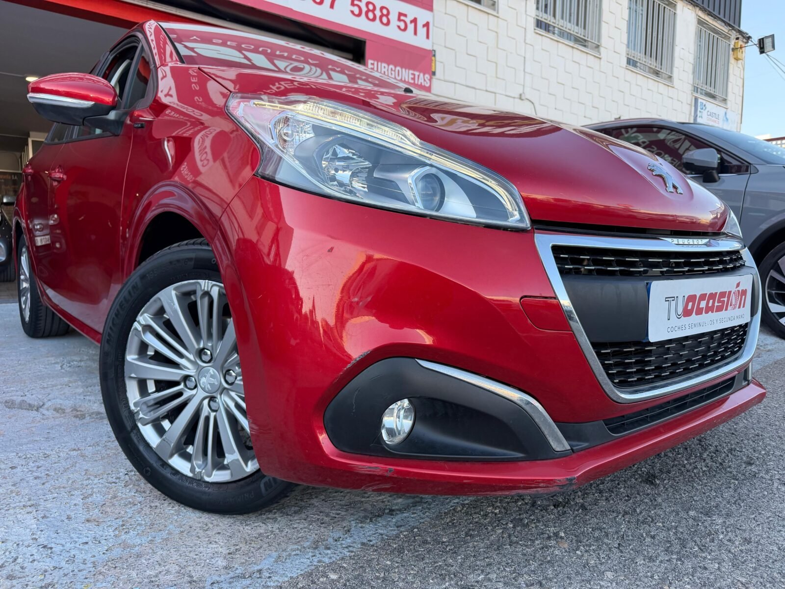 PEUGEOT 208 1.2 GASOLINA 83 CV