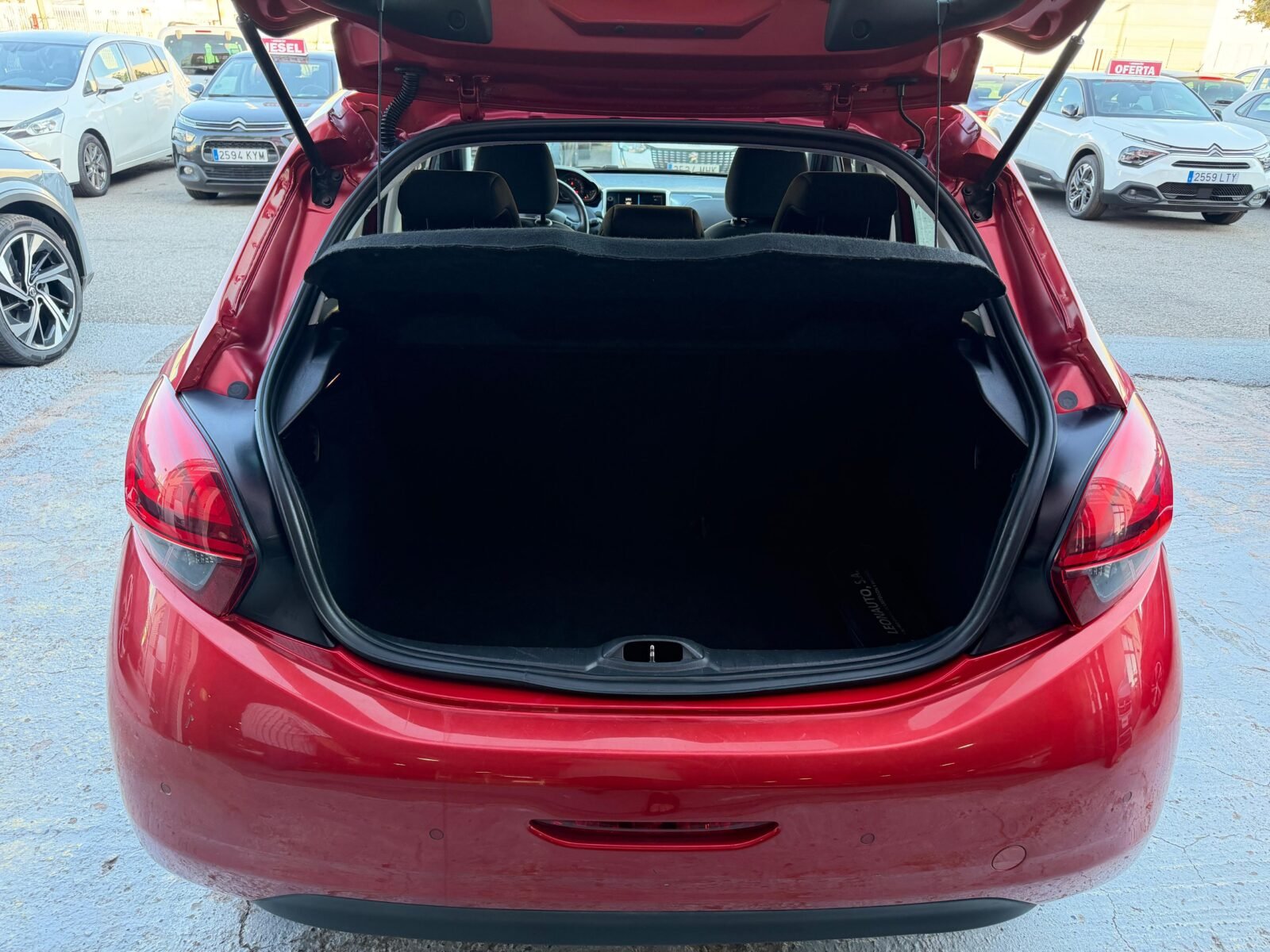 PEUGEOT 208 1.2 GASOLINA 83 CV