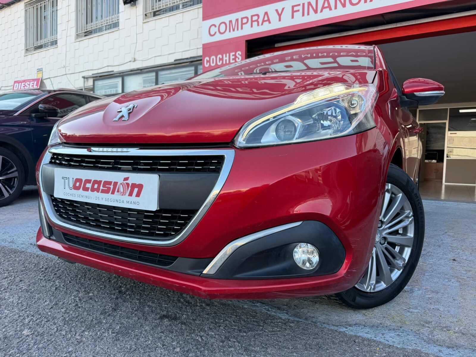 PEUGEOT 208 1.2 GASOLINA 83 CV