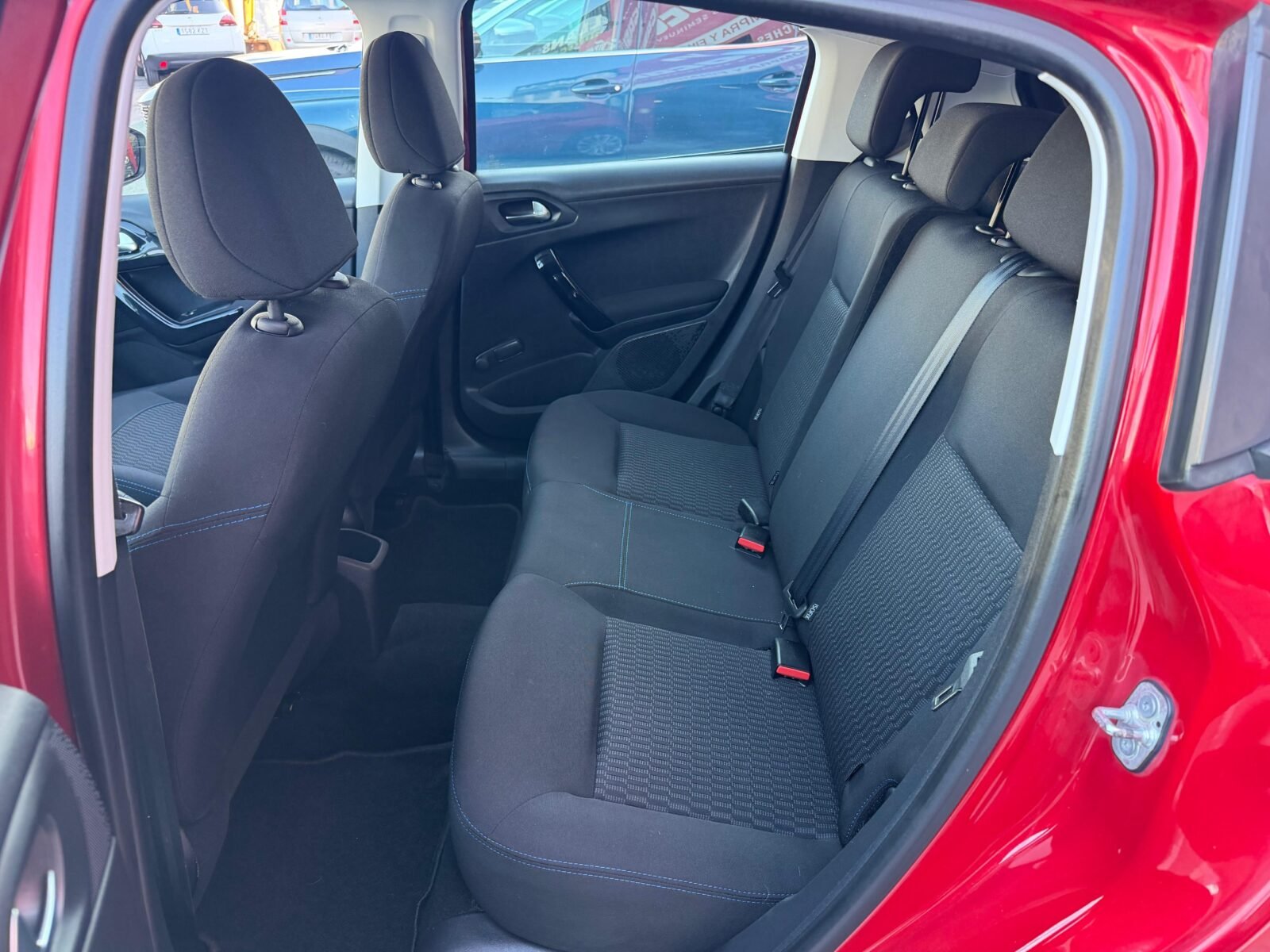 PEUGEOT 208 1.2 GASOLINA 83 CV