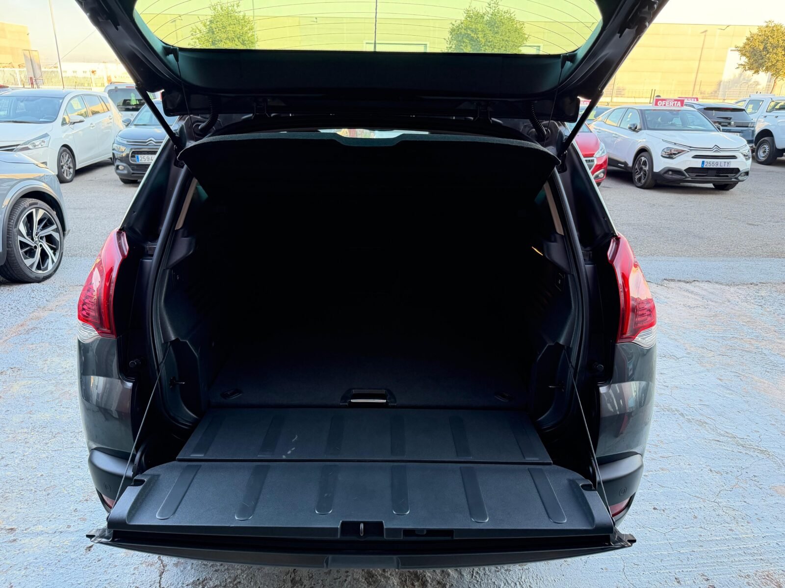 PEUGEOT 3008 STYLE VTI 120CV