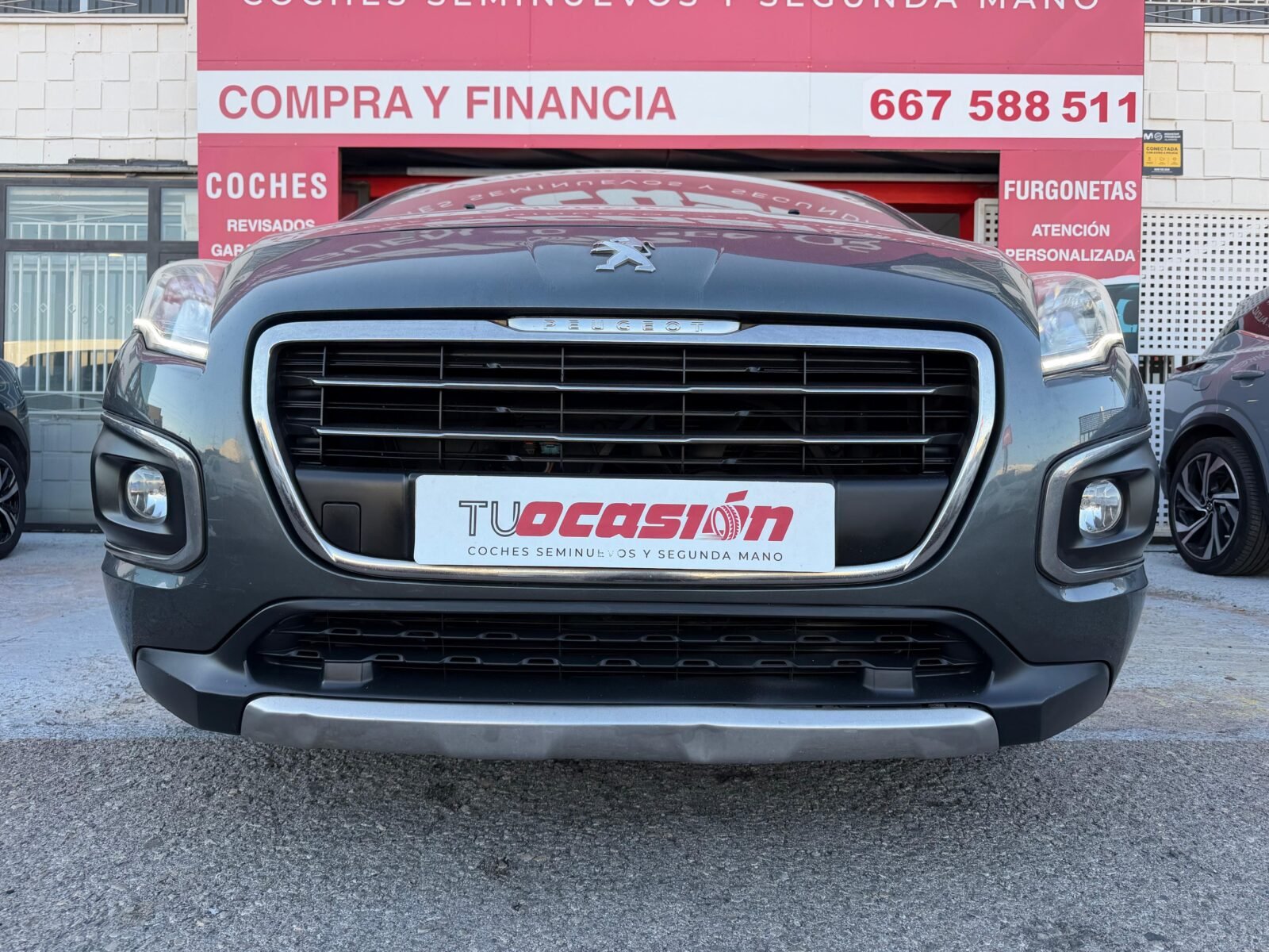 PEUGEOT 3008 STYLE VTI 120CV