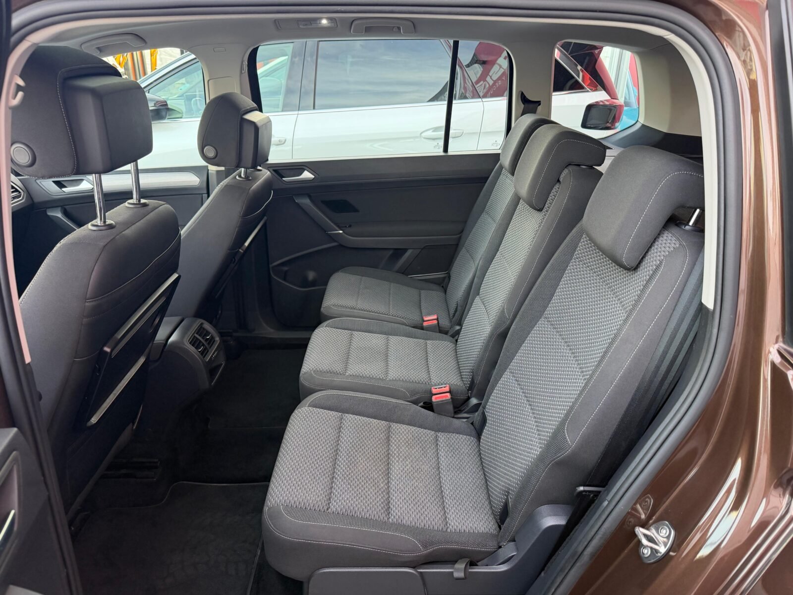 VOLKSWAGEN Touran Sport 2.0 TDI SCR 150CV BMT